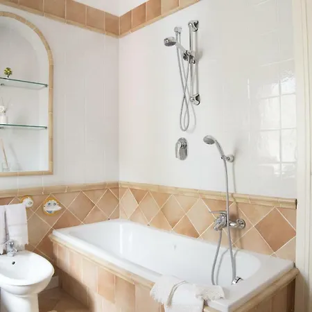 Panorama Host - Domus Amalfi Coast Apartment