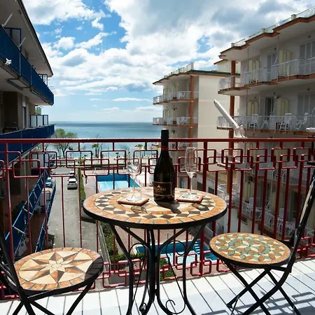 Panorama Host - Domus Amalfi Coast Apartment