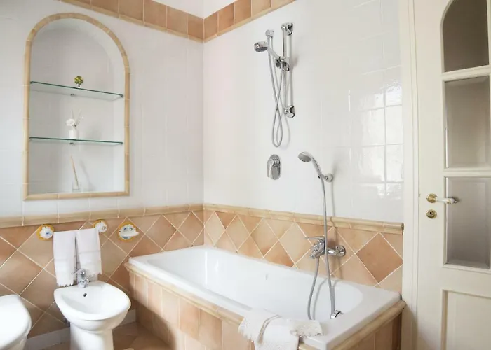 Panorama Host - Domus Amalfi Coast Apartment