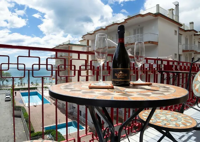 Panorama Host - Domus Amalfi Coast Apartment